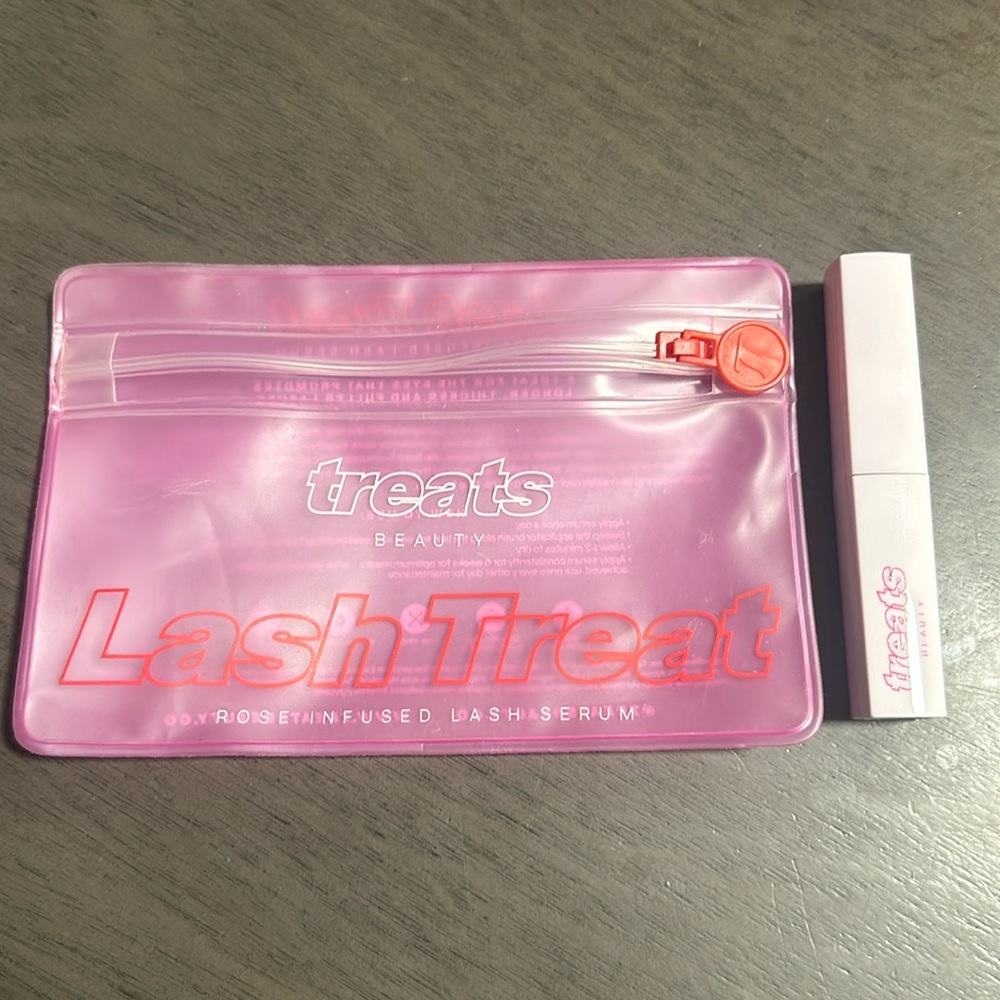 🆕 lash treat serum new in bag